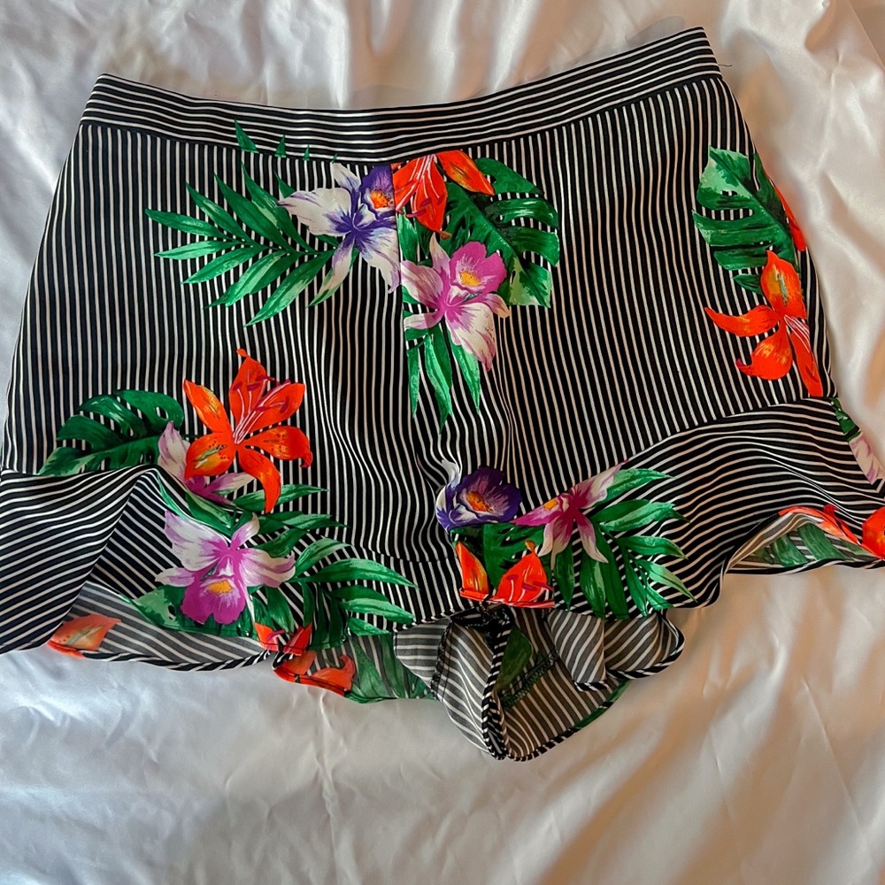 Who What Wear Black Striped Floral High Waist Shorts
